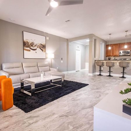 Disney Parks- International Dr - Orlando Luxury Condominium- Fully Equipped - 3Bed & 2 Bath- المظهر الخارجي الصورة